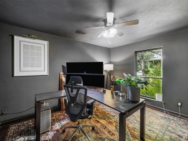 2904 Robin Road