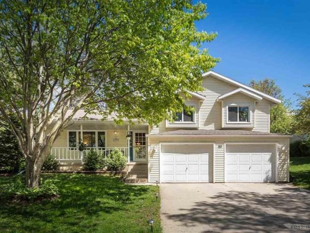 2905 Maple Grove Dr, Madison, WI 53719