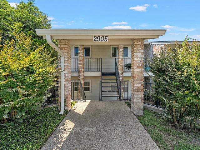 2905 Lake Shore Drive # 203