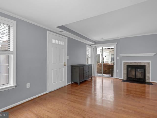 2905 S Woodley St, Unit A, Arlington, VA 22206 | MLS #VAAR2070