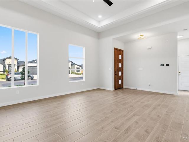 2907 Dhalia Drive