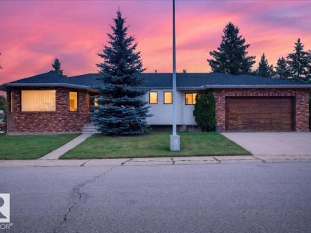 2907 49 Street Nw, Edmonton, AB, T6L 6B7 house for sale | Listing ID E4507 | Royal LePage