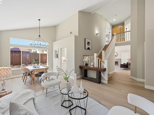 29087 Gillingham Ln