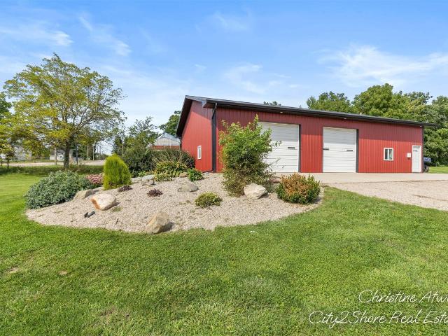 2908 Huddle Road