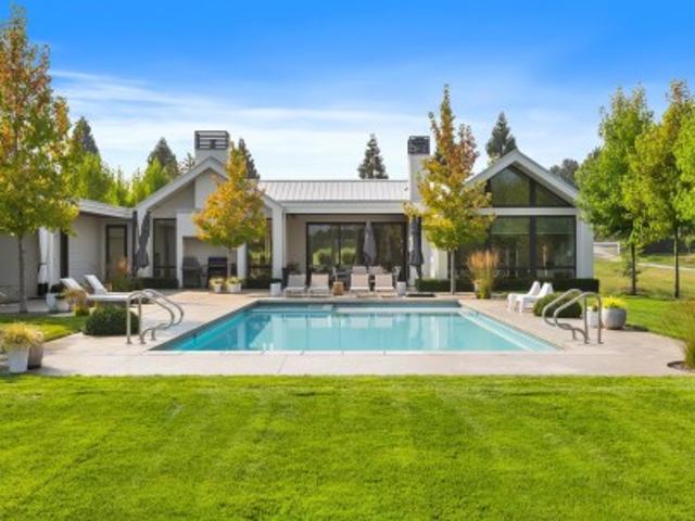29091 Tamaric Avenue, Abbotsford, BC, V4X 2C9 house for sale | Listing ID R3097 | Royal LePage