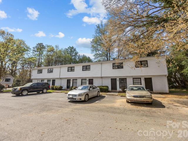 2909 Burgess Drive