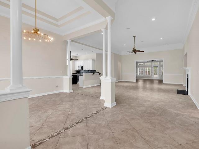 2909 Winding River Rd