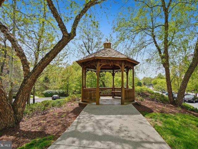 2900 N Leisure World Boulevard # 304
