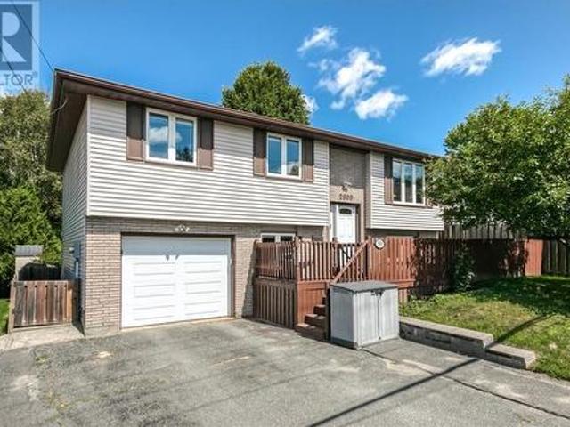 2900 Algonquin Street, Sudbury, ON, P3E 4X6 house for sale | Listing ID 2129 | Royal LePage