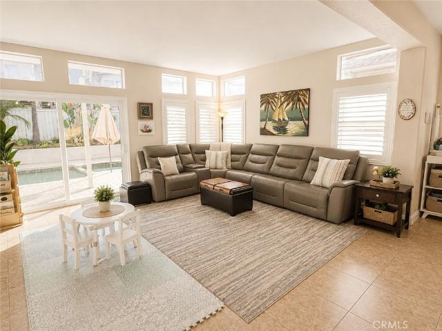 2900 Hidden Hills