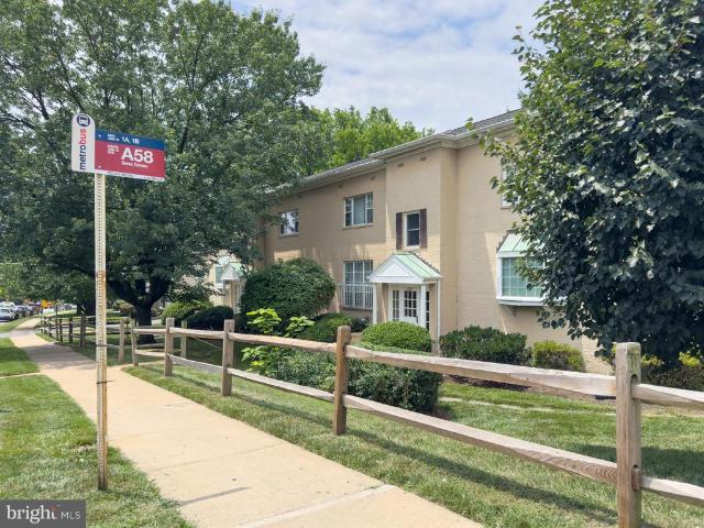 2900 Peyton Randolph Drive # 201