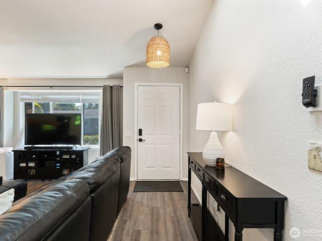2901 Club Court # 315