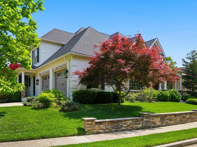 2901 Fairfax Lane