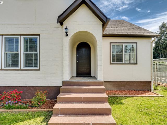 2901 Fruit Valley Rd, Vancouver, WA 98660 | MLS #481238