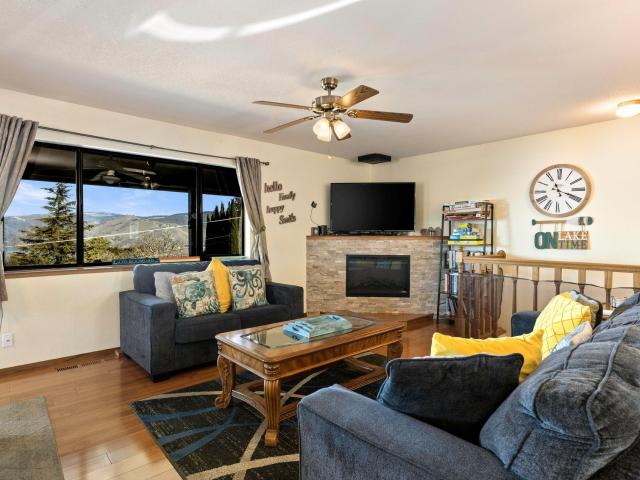 2901 + 2911 Rivera Heights Drive, Kelseyville, US, CA