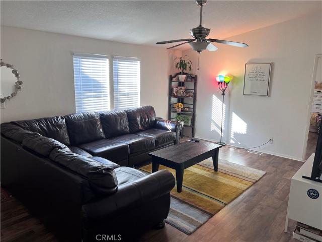 29021 Bouquet Canyon 333