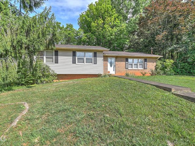 2902 Dalton Drive