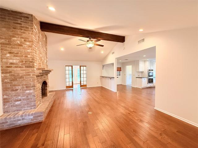2902 Willow Creek Drive