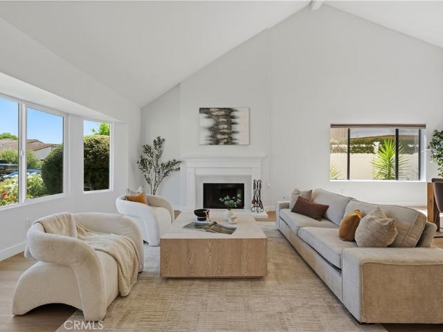 29033 Hollow Oak Court