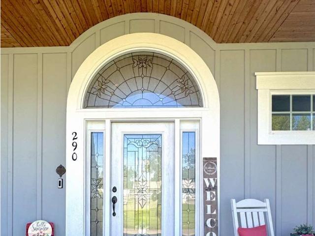 290 e mckinney ave