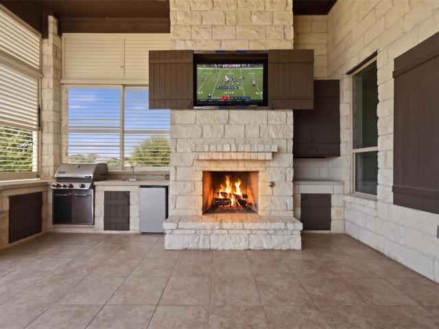 290 Honey Locust Ct