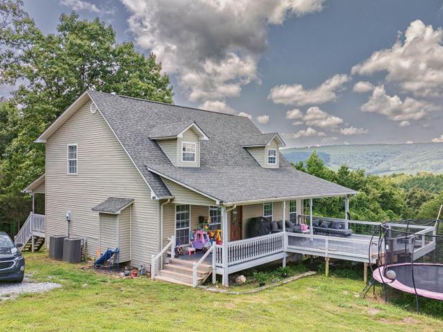 290 J L Davis Lane