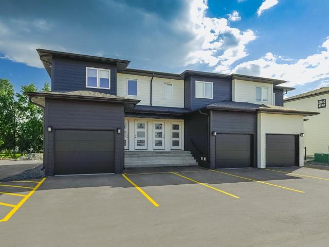 290 Normandeau Avenue 3 Bedroom Home for Rent at 290 Normandeau Ave, Ste Anne, MB R5H 0C9