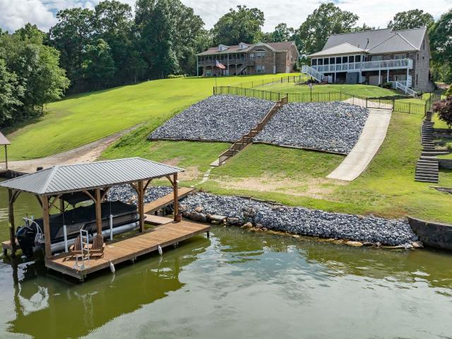 2914 Hamilton Road