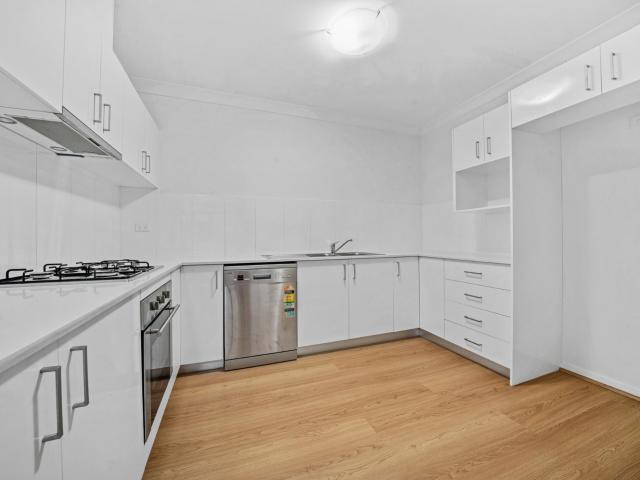 29/14 Henry Street, Penrith