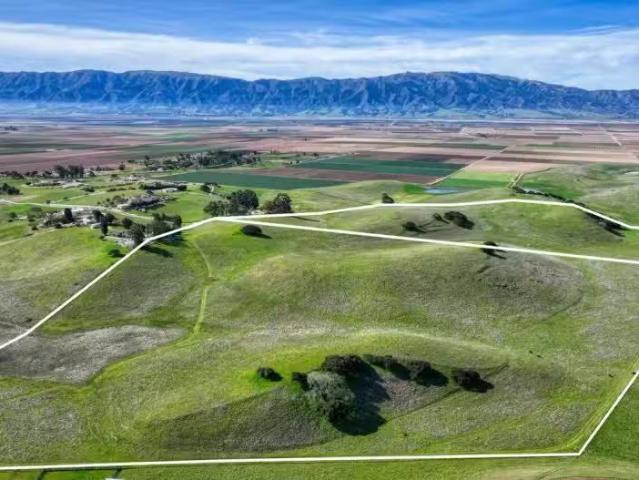 29155 CHUALAR CANYON RD, CHUALAR, CA 93925