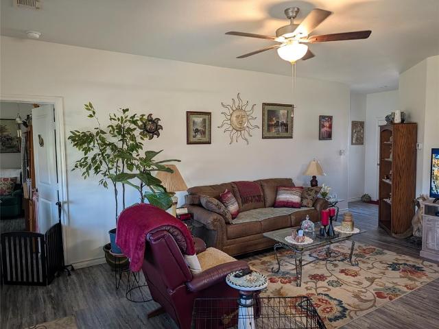 2915 Emma Lane