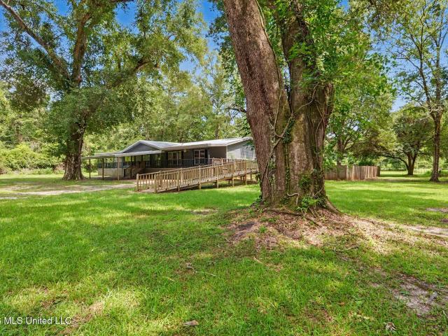 2916 Lee Pierce Road