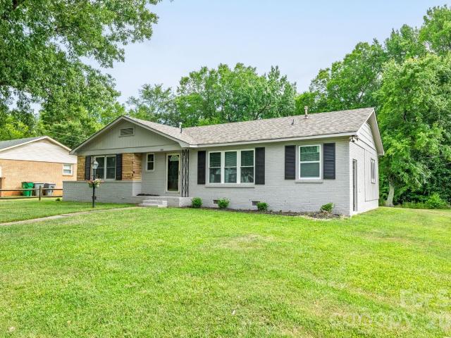 2917 Dalecrest Drive