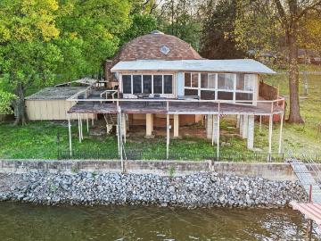 2917 Riverside Dr