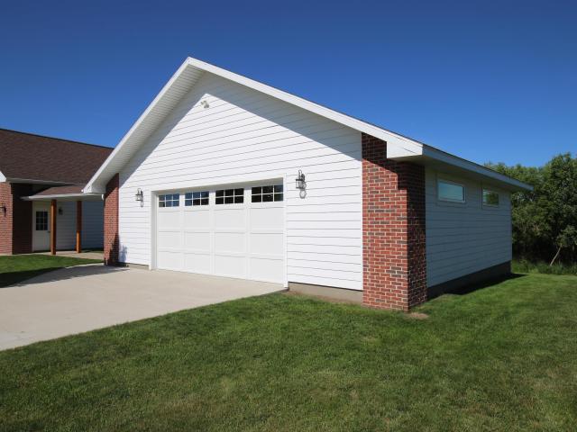 2917 Sportsmans Drive