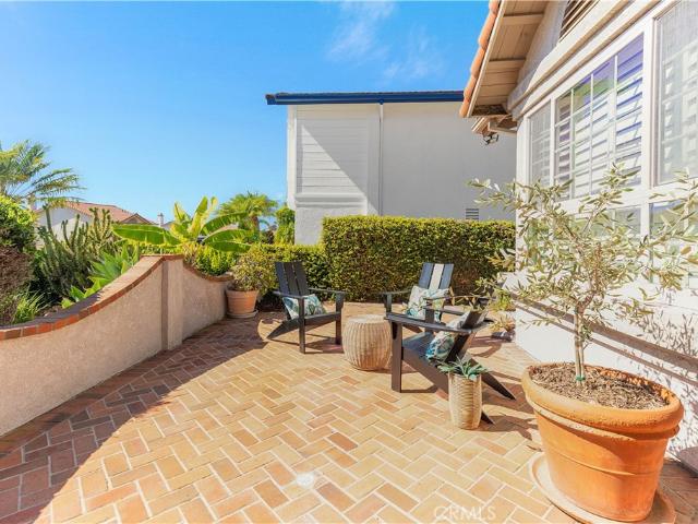 2918 Calle Frontera