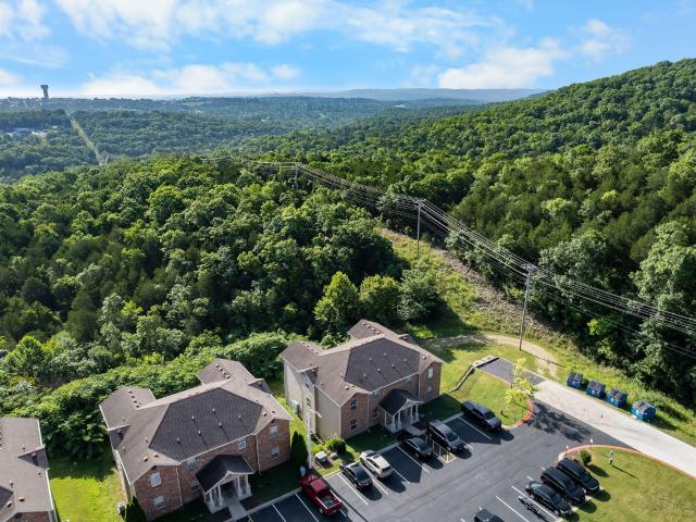 2919 Vineyards Parkway # # 10 2