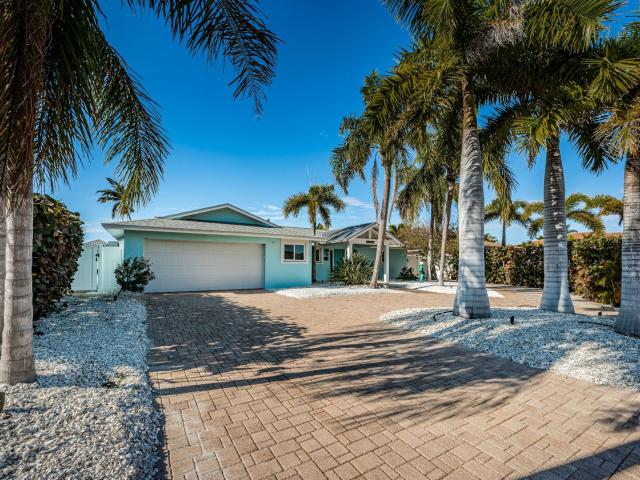 2910 Alton Dr, St Pete Beach, US, FL