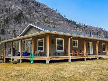 2910 Christian Valley Road, Westbridge, BC, V0H 1Y0 house for sale | Listing ID 10379 | Royal LePage