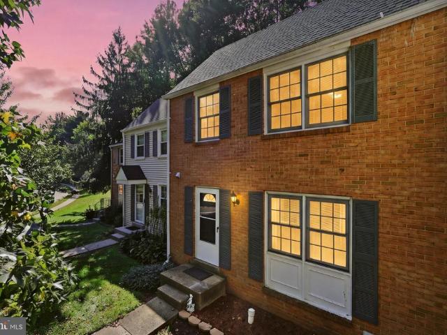 2910 Ellenwood Drive