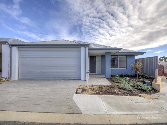 29/11 Bakana LoopLandsdale WA 6065, Australia