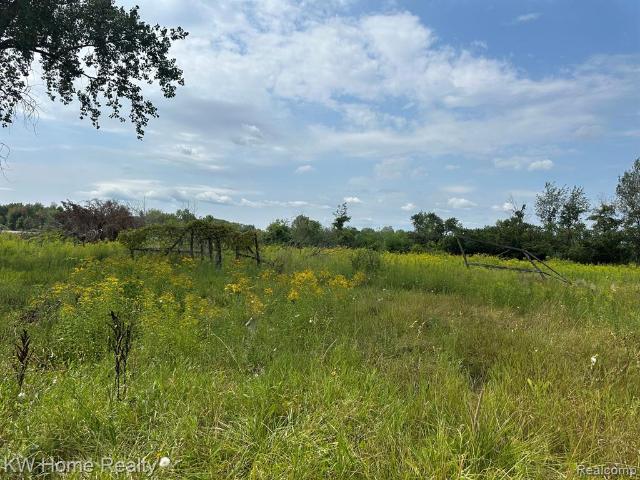 2911 E Sanilac Road