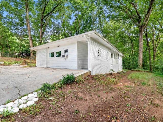 2911 Haralson Road