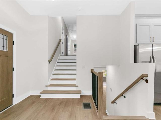 2911 Pine Valley Circle