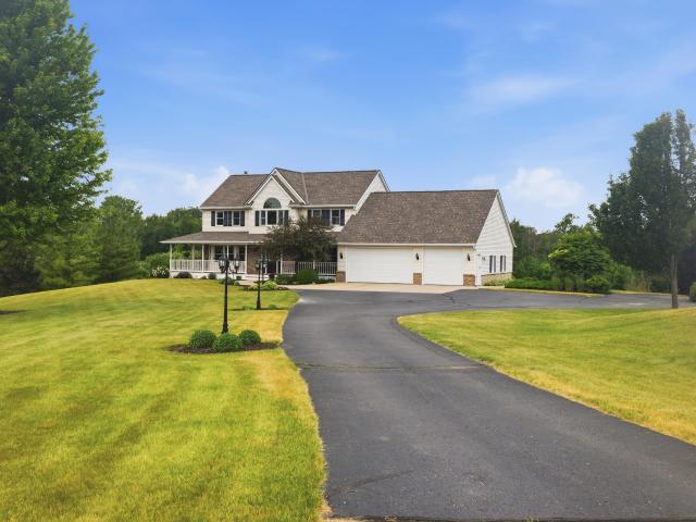2911 Wildlife Ln