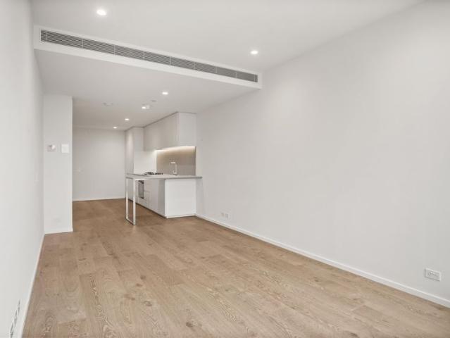 2912 / 70 Southbank Boulevard