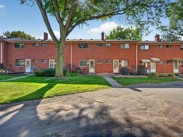 29130 Tessmer Court