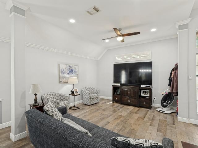 2913 Autumn Creek Drive