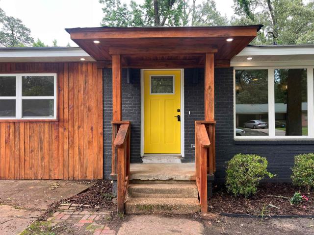 2913 Edgewood Drive