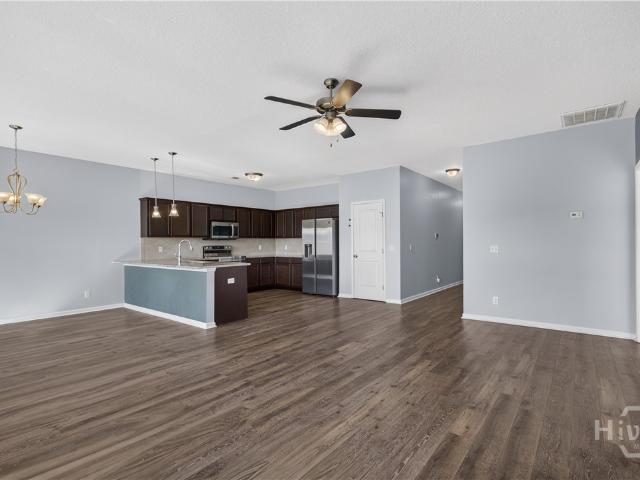 291 Morgan Field Boulevard NE